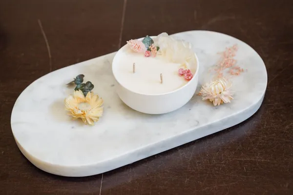 Fabriquez votre bougie fleurie parfumée à Paris