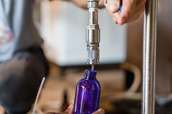 Découvrez et pratiquez la distillation de plantes à Valence