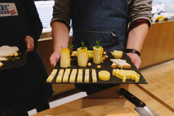 Compose your own seasonal cheese board in Brussel