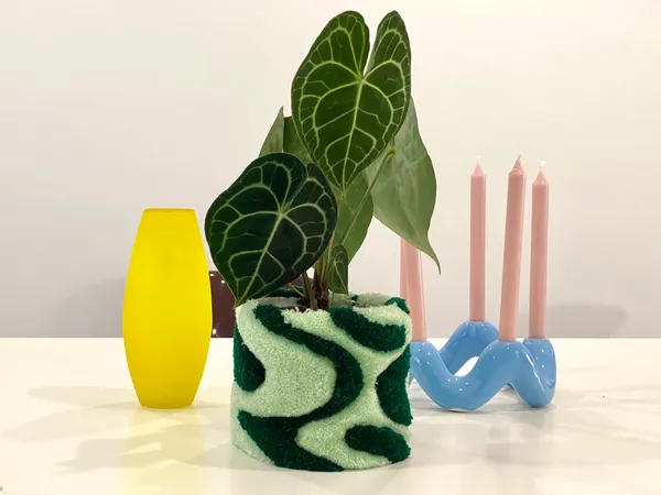 Tuft your own unique plant pot in Brussels