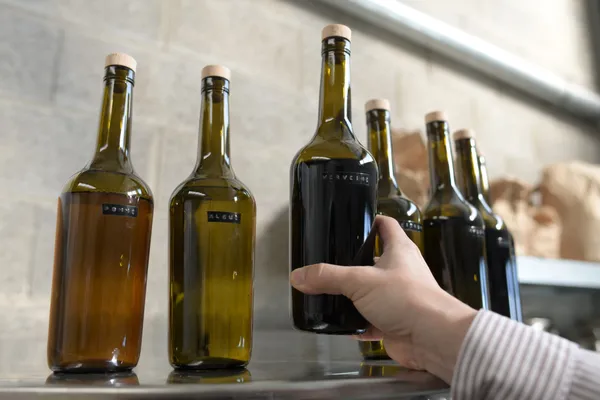 Visitez une distillerie et dégustez des spiritueux à Saint-Malo