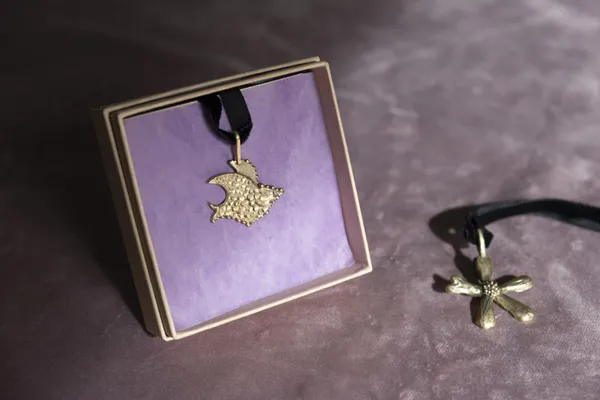 Réalisez votre pendentif en cire perdu à Nantes