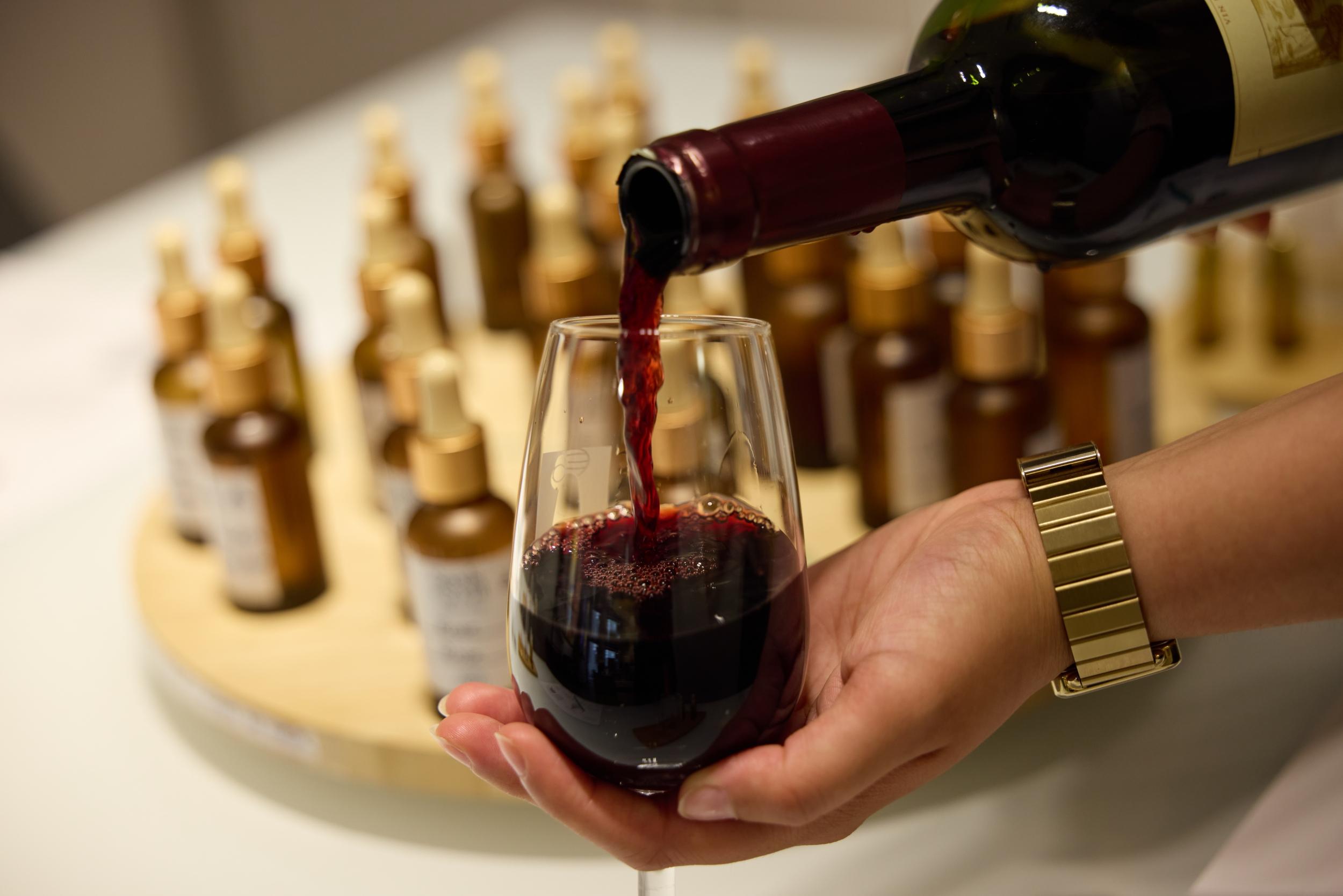 Réalisez votre parfum autour d'un apéro avec Gauri - Image n°7 - Wecandoo